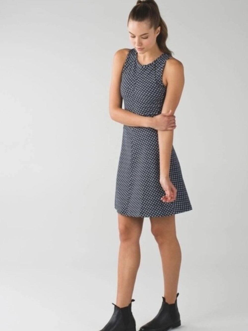Lululemon Deep Dive White Black & Go 'Til Dawn Fit & Flare Dress Sz 6 - Picture 2 of 8
